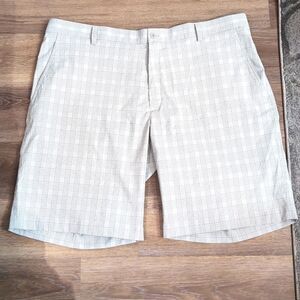 Nike Golf Dri-Fit Grey Plaid Sz 42 Shorts Men